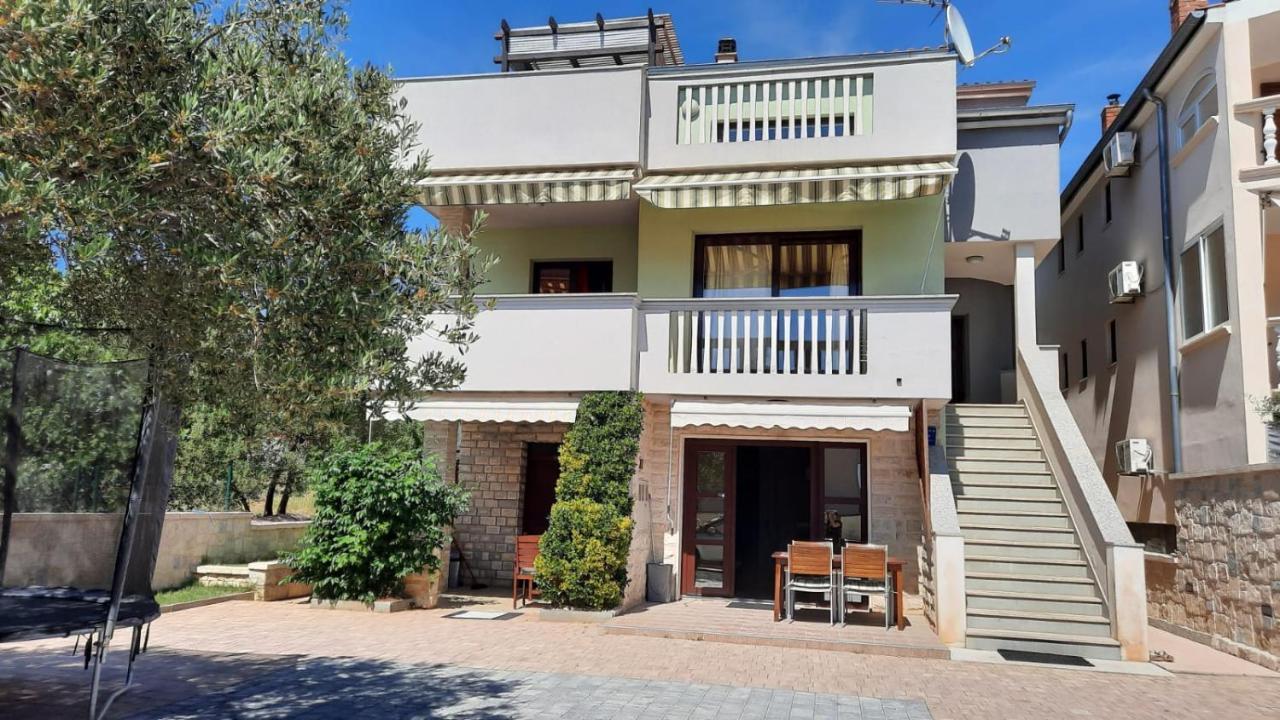 Apartments Bosana XIV Biograd Na Moru Exterior photo