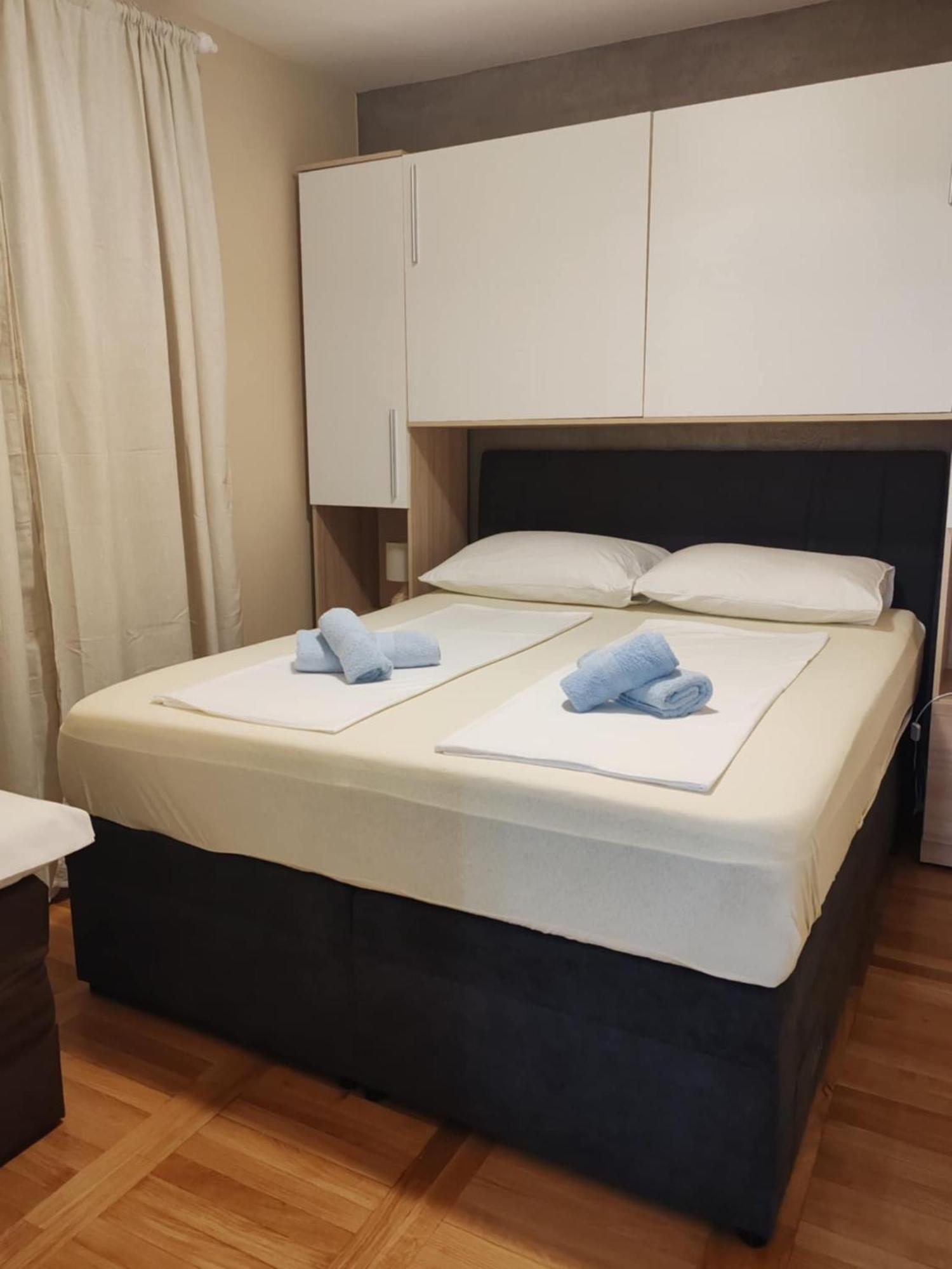 Apartments Bosana XIV Biograd Na Moru Exterior photo